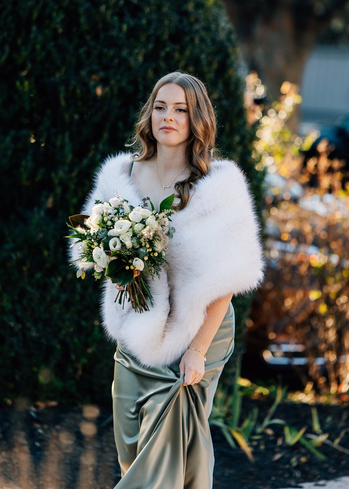 Stole Wedding Shawl - Elfenbein mit schwarz tipps faux pelz